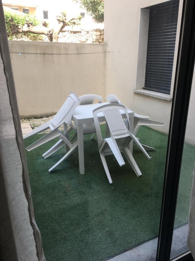 Appartement 4 Couchages Centre Ville Narbonne Dış mekan fotoğraf